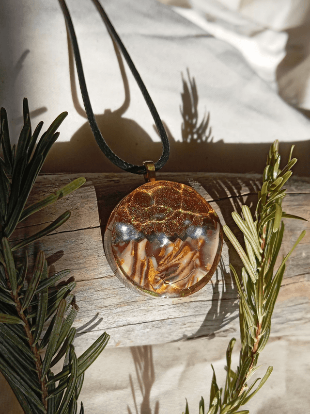 Collier rond fimo + résine